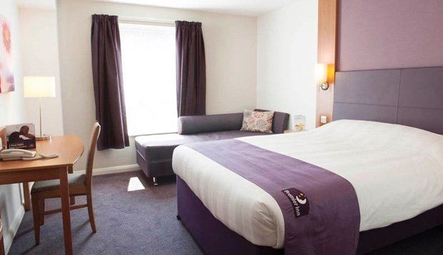 Chilworth  Premier Inn Southampton North מראה חיצוני תמונה